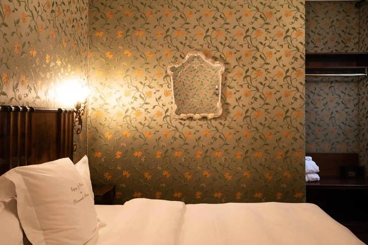 Hotel Flora Velence