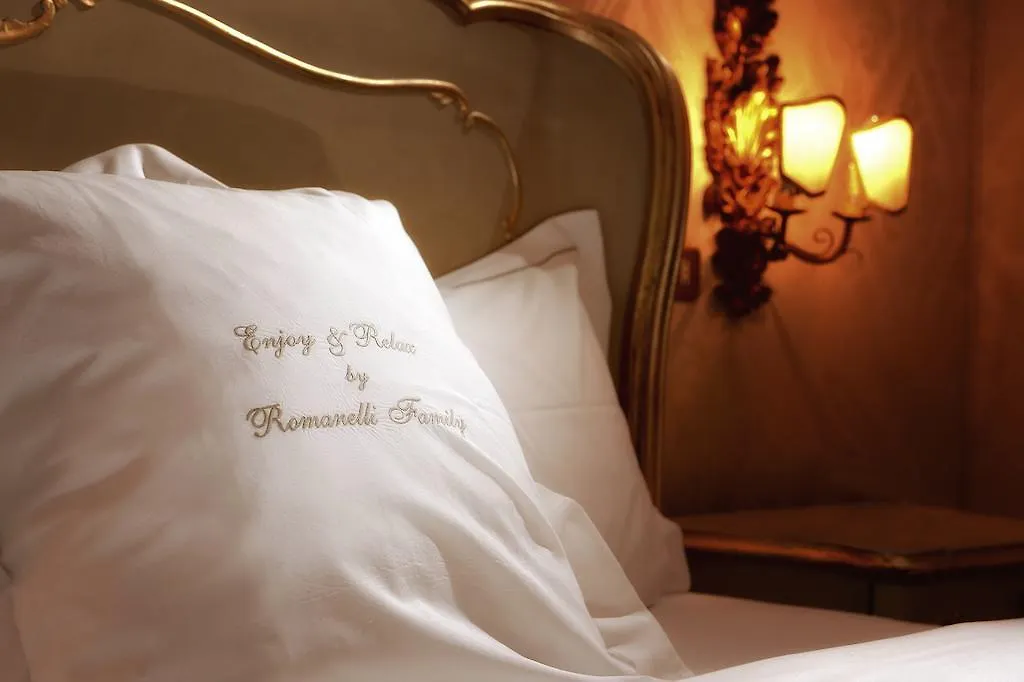 Hotel Flora Velence